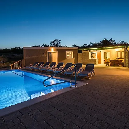 Mobile Homes Ulika 4*