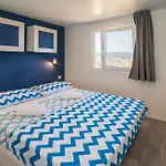 Üdülőpark Mobile Homes Ulika 4*