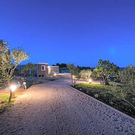 Tatil parkı Mobile Homes Ulika Krk Town