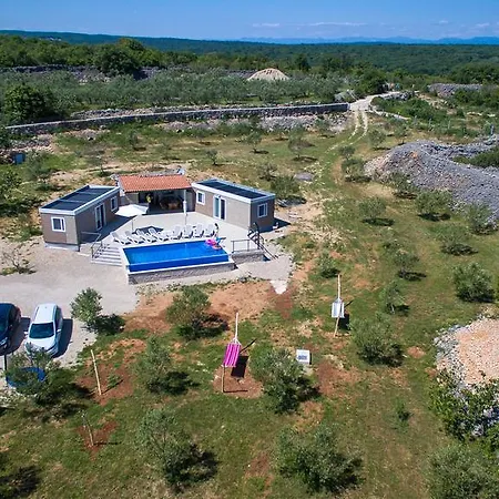 منتزه العطل Mobile Homes Ulika